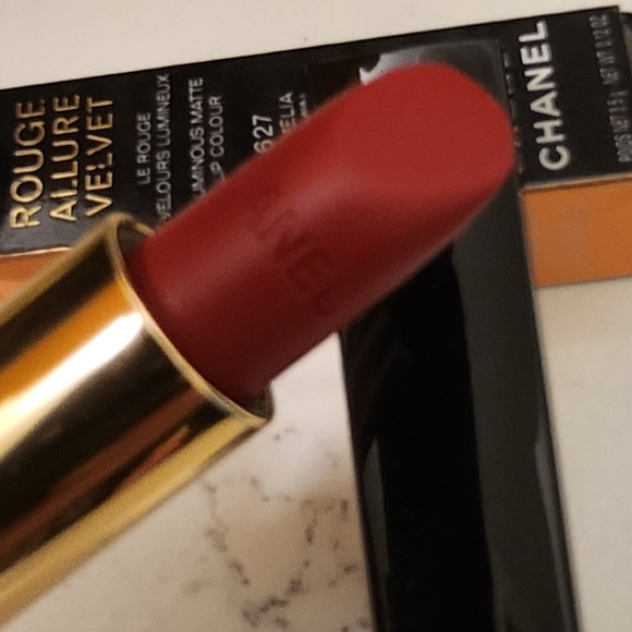 chanel lipstick  627 - Picture 3 of 5